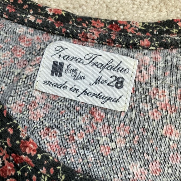 Zara Trafaluc all floral top - Picture 2 of 3